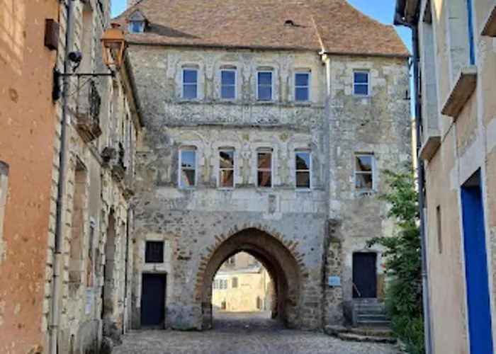 La Caresse De L'amarante * Mortagne-au-Perche